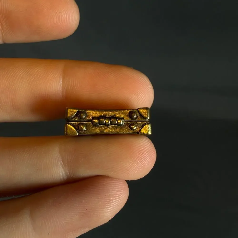 Rare Super Cool Vintage Fossil Charm USA suitcase Route 66